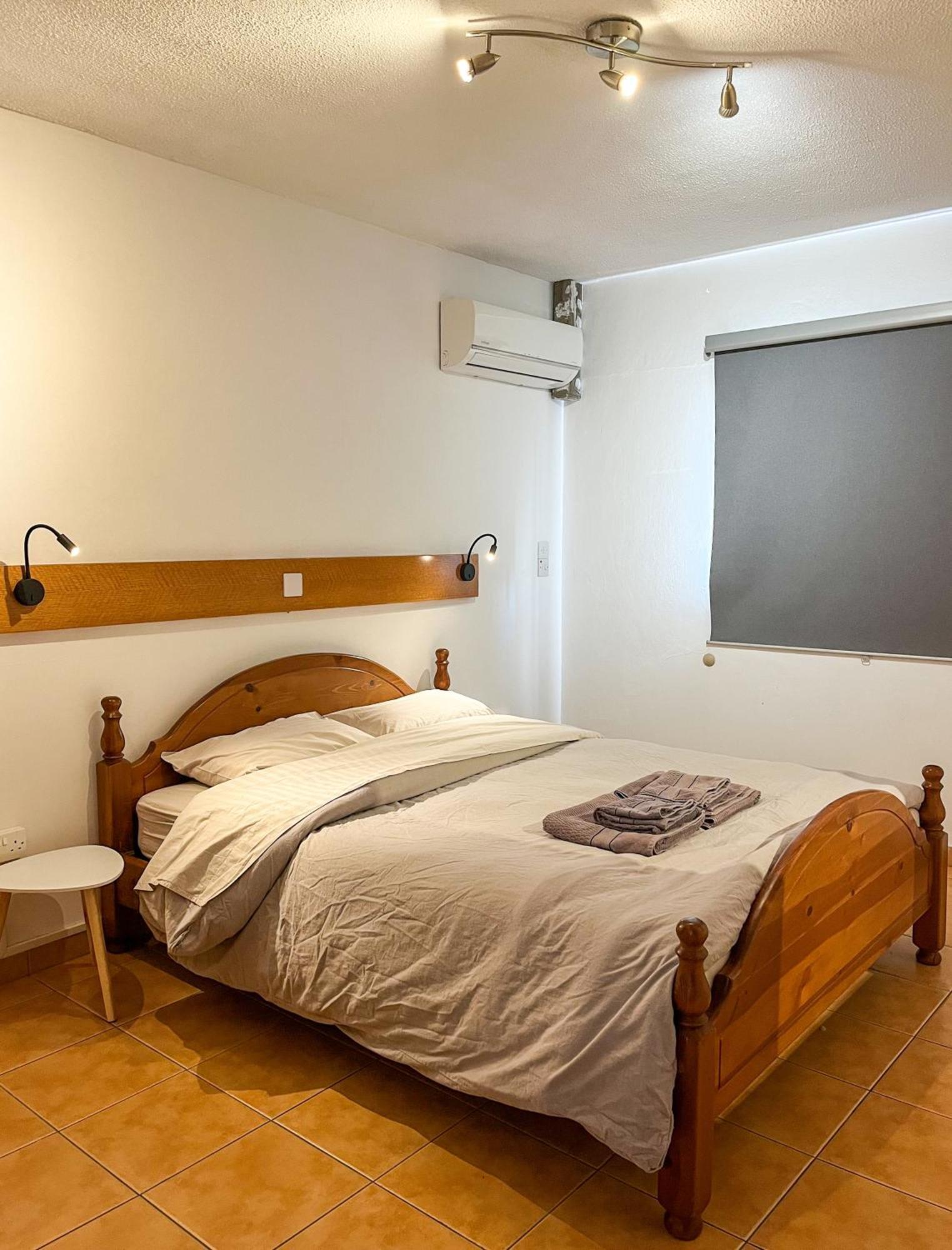 Nissus Urban Vandrerhjem Ajía Nápa Rom bilde