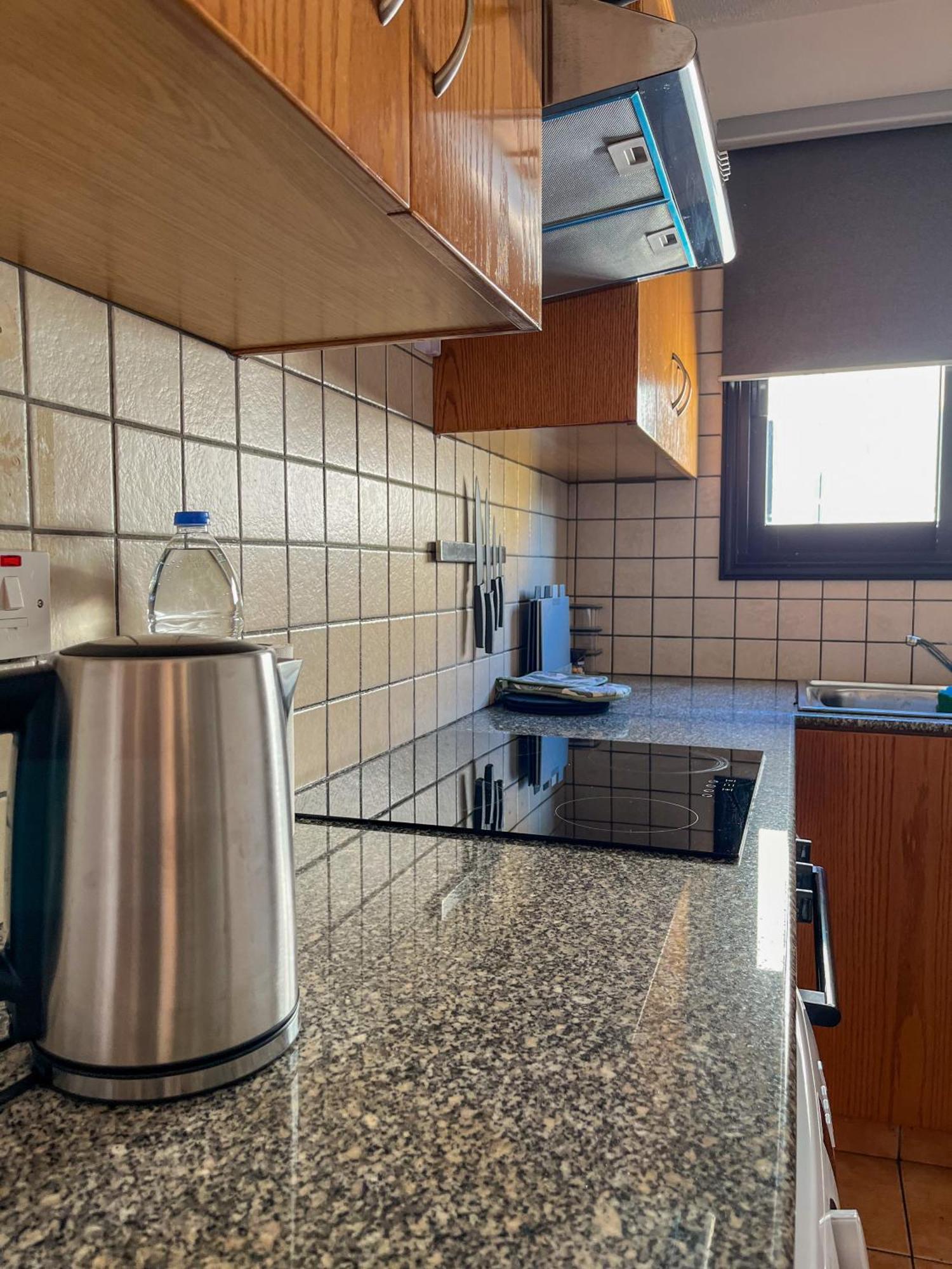 Nissus Urban Vandrerhjem Ajía Nápa Rom bilde